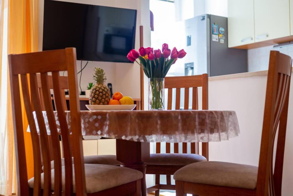 Lägenhet Dr. Jo~ 2 Bedroom With Free Parking ~ Dubrovnik