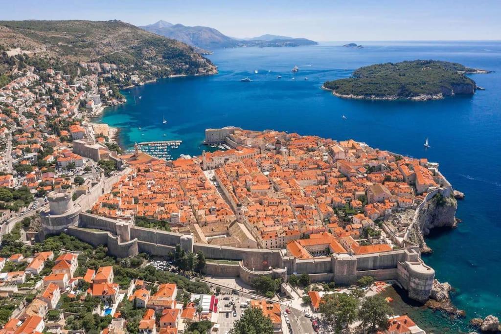 Dr. Jo~ 2 Bedroom With Free Parking ~ Dubrovnik