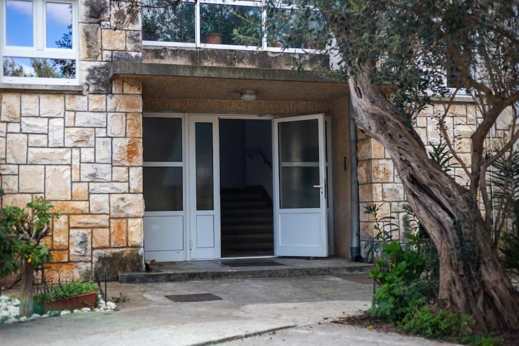 Dr. Jo~ 2 Bedroom With Free Parking ~ Lägenhet Dubrovnik
