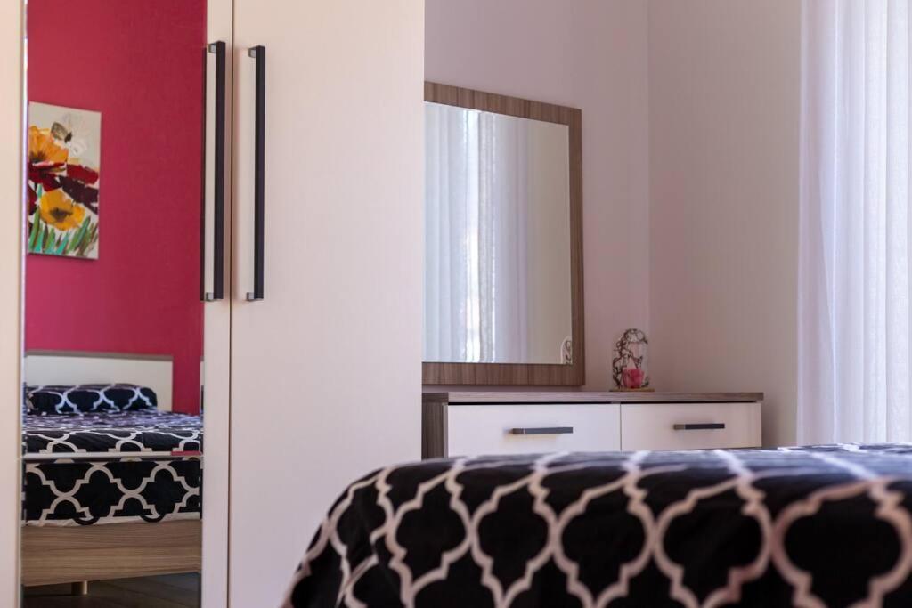 Dr. Jo~ 2 Bedroom With Free Parking ~