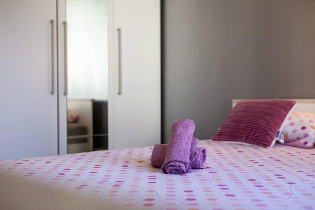 Dr. Jo~ 2 Bedroom With Free Parking ~ *
