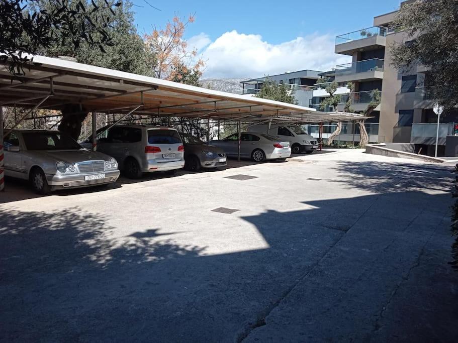 Dr. Jo~ 2 Bedroom With Free Parking ~ Apartment *
